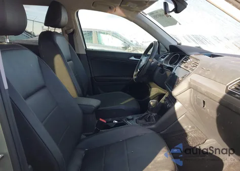 2020 Volkswagen Tiguan 2.0T Se/2.0T Se R-Line Black/2.0T Sel из США, поврежденный, VIN 3VV2B7AX9LM003098